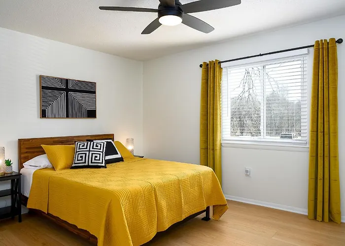 Apartment Emerald Retreat - & Stylish - 2 Br/2 Ba