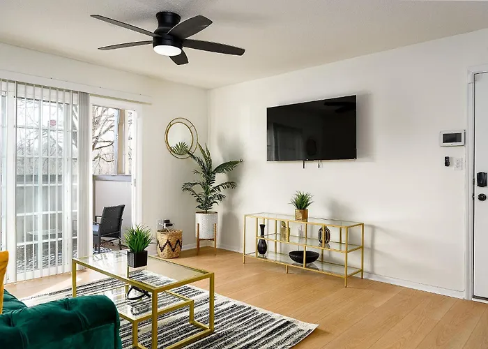 Emerald Retreat - & Stylish - 2 Br/2 Ba Apartment Winston-Salem